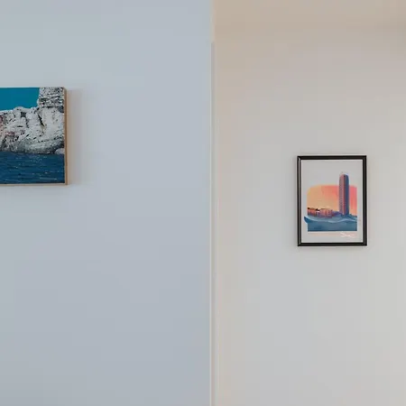 Zwirn Design Near Nivy Station & Downtown