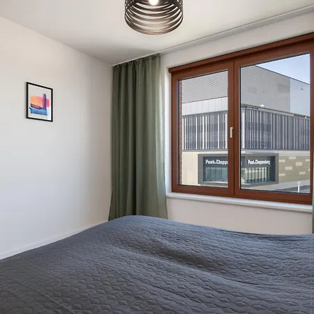 Zwirn Design Near Nivy Station & Downtown * Bratislava