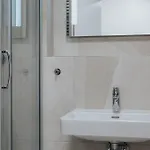 Zwirn Design Near Nivy Station & Downtown Апартаменты