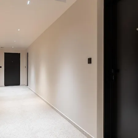 شقة Zwirn Design Near Nivy Station & Downtown براتسيلافا